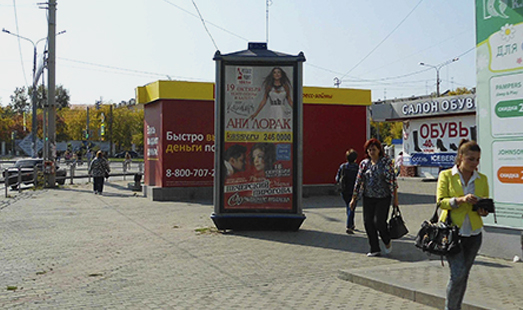 Реклама на уличных тумбах в Челябинске