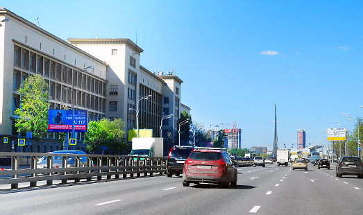 Реклама на щите на проспекте Мира, д. 103; пересечение с проездом Ольминского; cторона Б