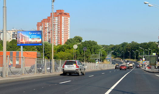 Реклама на щите на Рублёвском шоссе; нечётная сторона, 150 м после выезда с Молдавской улицы; cторона Б