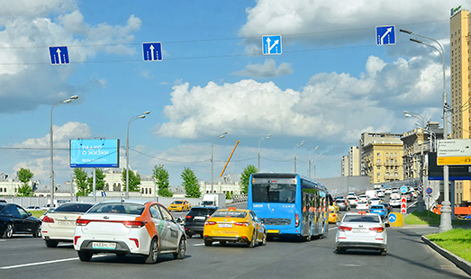 Реклама на щите на ТТК; улица Сущёвский Вал, д. 75 с. 5; на разделительной полосе; cторона Б