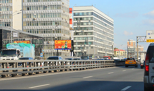Реклама на щите на ТТК; Автозаводская улица, д. 16; cторона Б