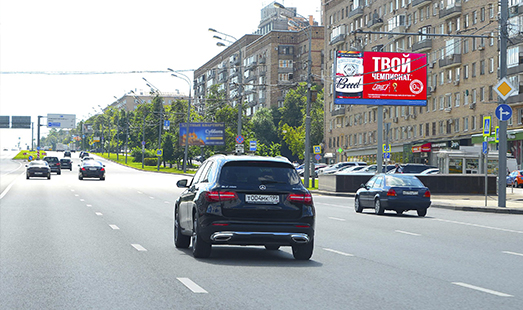 Пример размещения рекламы на цифровом билборде на Ленинский просп. 34/1, пл. Гагарина, 150 м после выезда с ТТК в Москве; cторона А