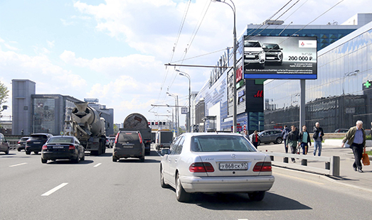Реклама на цифровом билборде на ТТК, Юг, Автозаводская ул. 16 в Москве; cторона А