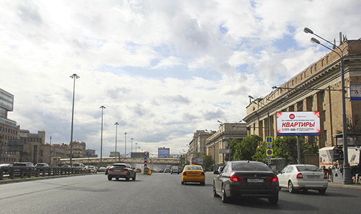 Пример размещения рекламы на цифровом билборде на Ленинградском пр-те 62А, ТК Галерея Аэропорт, м. Аэропорт в Москве; cторона А