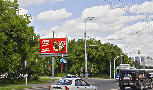 Пример размещения рекламы на цифровом билборде на пр-те Жукова Маршала, д. 4, (пересечение с ул. 3-я Хорошевская) в Москве