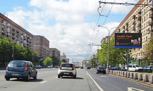 Пример размещения рекламы на цифровом билборде на Кутузовском пр-те   4-8, 100 м после пересечения с Украинским б-ром в Москве; cторона А