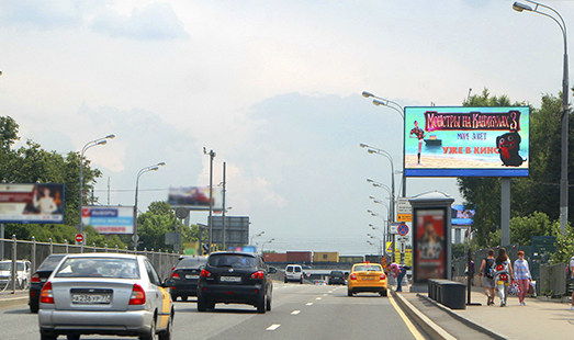 Реклама на цифровом билборде на Рублевском ш., нечетная сторона, 150 м после выезда с ул. Молдавская в Москве; cторона А