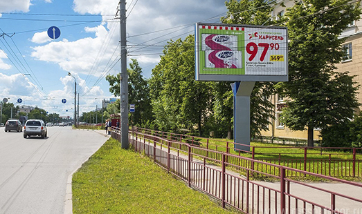 Пример размещения рекламы на щитах в Нижнем Новгороде