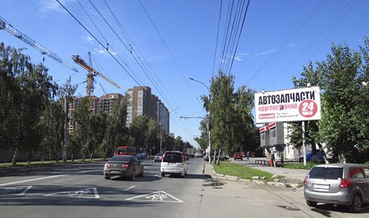 реклама на цифровом билборде на ул. Дуси Ковальчук, поз. 1, парковка супермаркета Холидэй