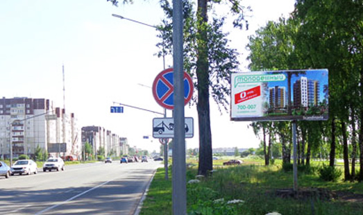 Щит на Рижском пр-кте, напротив д. 96 (АЗС), рядом с гипермаркетом Лента, сторона А