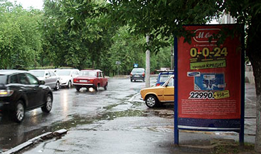 реклама на сити-форматах на пересечении Октябрьского пр. и ул. Кузнецкая, сторона А