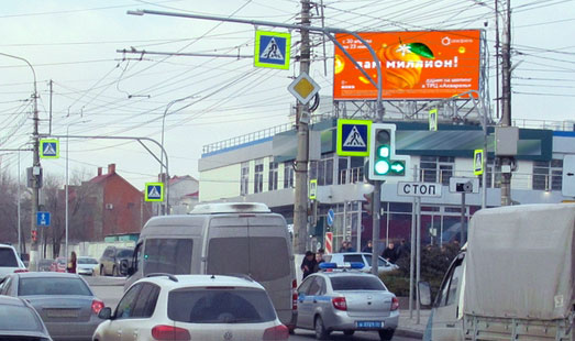Пример размещения рекламы на медиафасаде в Волгограде