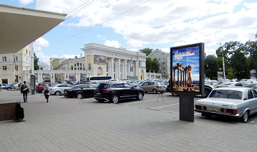 Реклама на сити-форматах 1,2×1,8 м в Воронеже